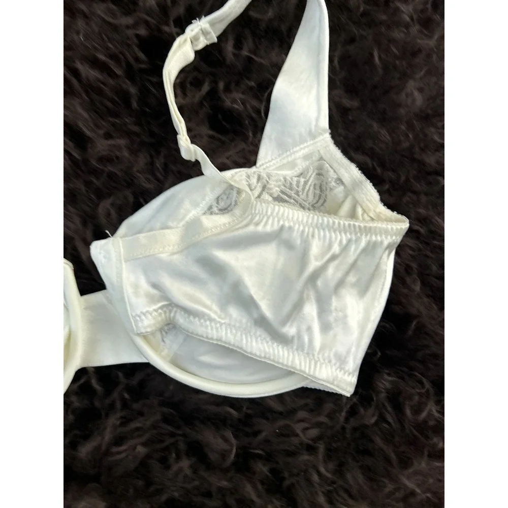 Vintage Victoria Secret White Satin Bra & Panty‎ Set Lace Trim Bridal Underwear